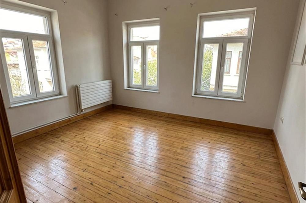 Galata Kulesine Komşu 2+1 Deniz Manzaralı Daire Satılık Daire