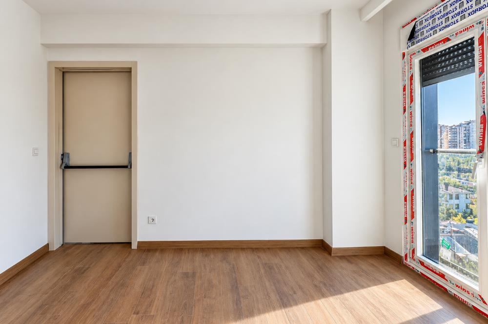 SUADİYE EMİN ALİ PAŞA MARMARAY'A YAKIN SIFIR 2+1 BALKONLU DAİRE