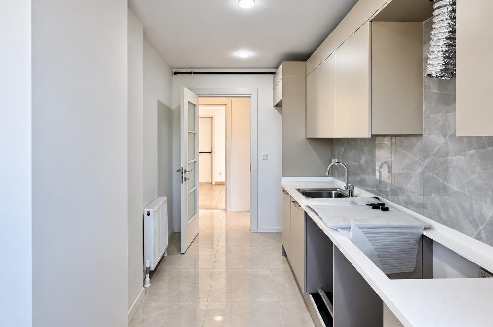 SUADİYE EMİN ALİ PAŞA MARMARAY'A YAKIN SIFIR 2+1 BALKONLU DAİRE