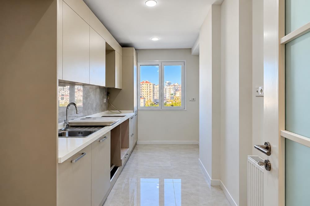 SUADİYE EMİN ALİ PAŞA MARMARAY'A YAKIN SIFIR 2+1 BALKONLU DAİRE