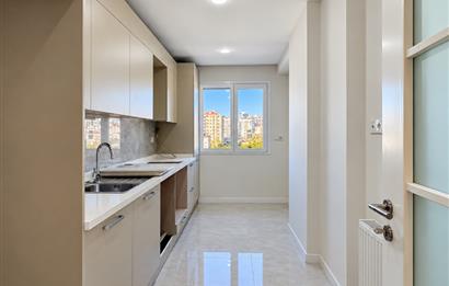 SUADİYE EMİN ALİ PAŞA MARMARAY'A YAKIN SIFIR 2+1 BALKONLU DAİRE