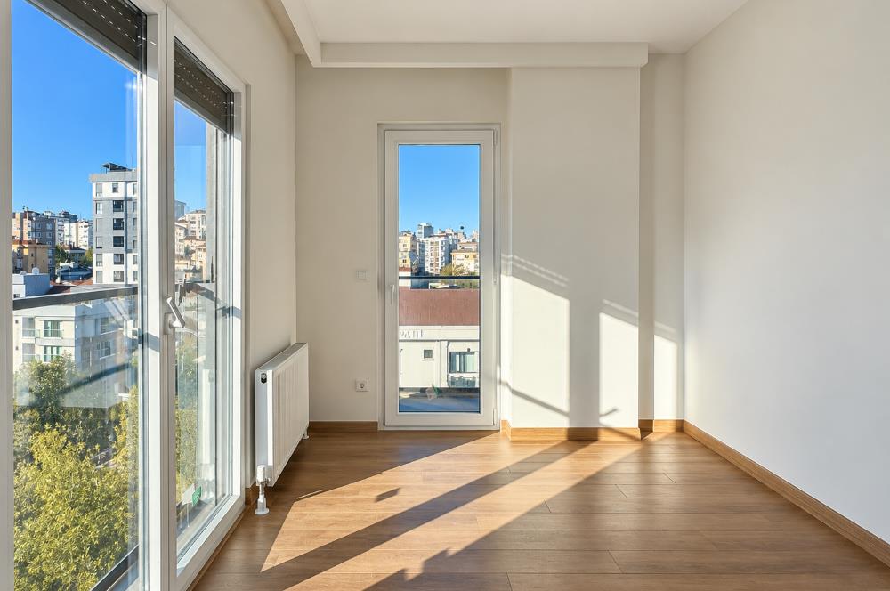 SUADİYE EMİN ALİ PAŞA MARMARAY'A YAKIN SIFIR 2+1 BALKONLU DAİRE