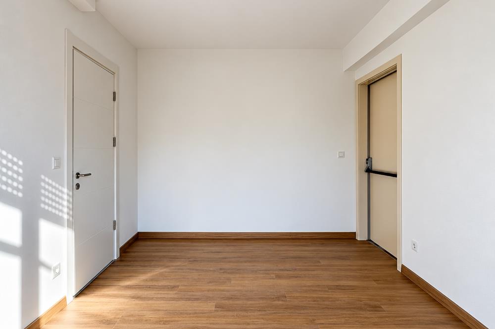 SUADİYE EMİN ALİ PAŞA MARMARAY'A YAKIN SIFIR 2+1 BALKONLU DAİRE