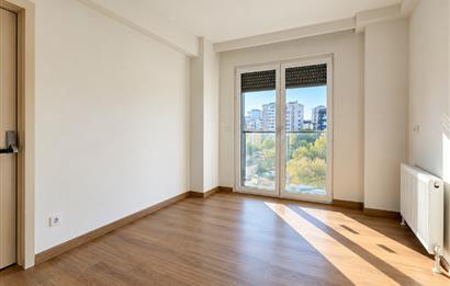 SUADİYE EMİN ALİ PAŞA MARMARAY'A YAKIN SIFIR 2+1 BALKONLU DAİRE