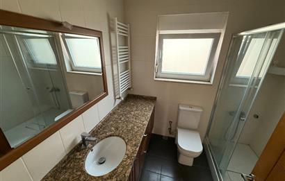 Zekeriyaköy'de Site İçinde, Önü Açık 4+2 Kiralık Villa