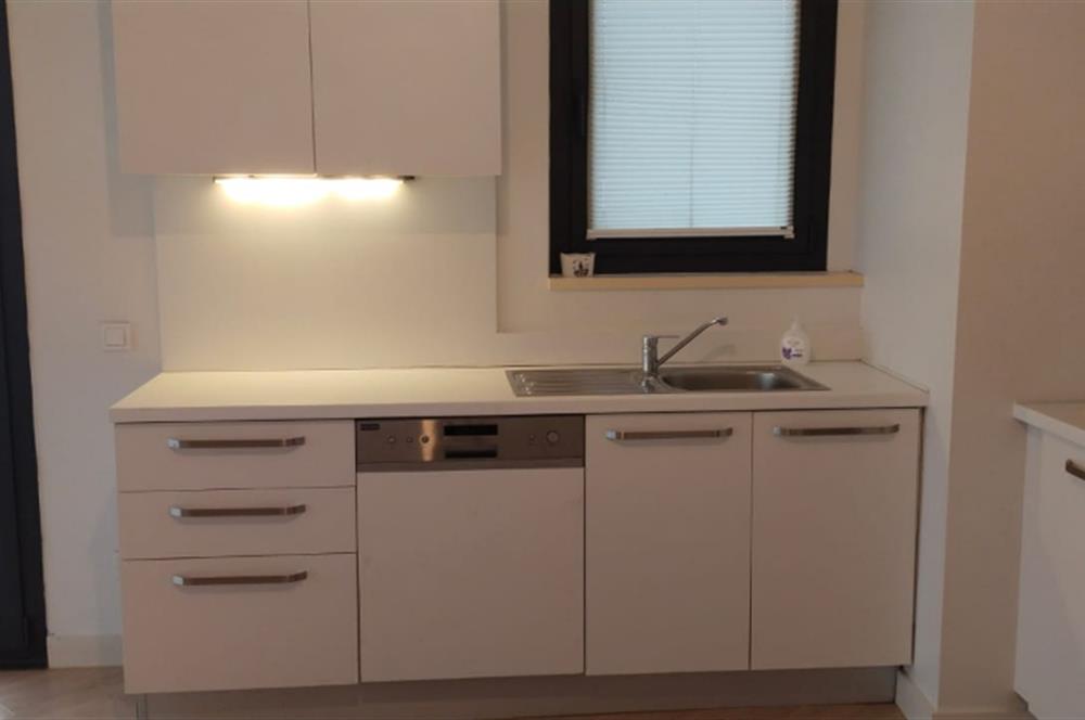 Mesa Kartall'da, Teraslı, Deniz Manzaralı, Yüksek katta Kiralık