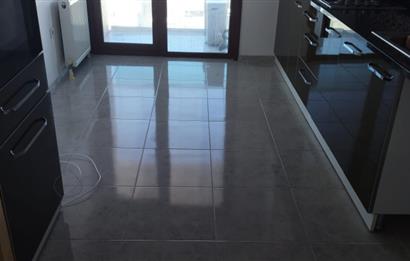 Kartal Marmaray'a, Sahile yürüme mesafeli Kiralık 4+1 Daire