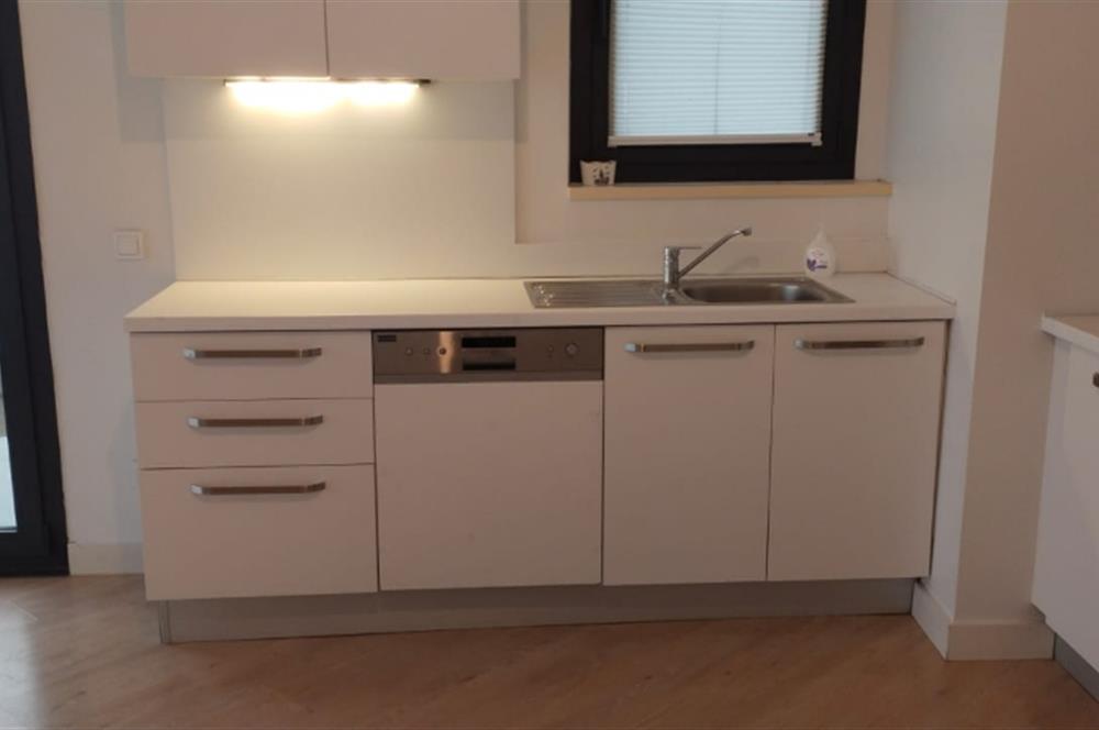 Mesa Kartall'da, Teraslı, Deniz Manzaralı, Yüksek katta Kiralık