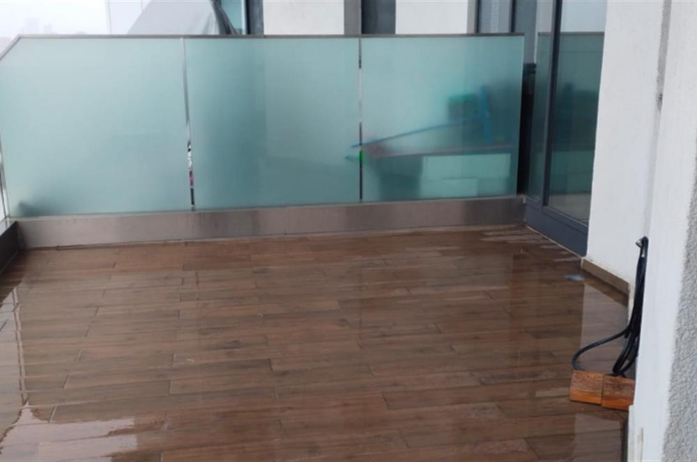 Mesa Kartall'da, Teraslı, Deniz Manzaralı, Yüksek katta Kiralık