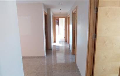 Kartal Marmaray'a, Sahile yürüme mesafeli Kiralık 4+1 Daire