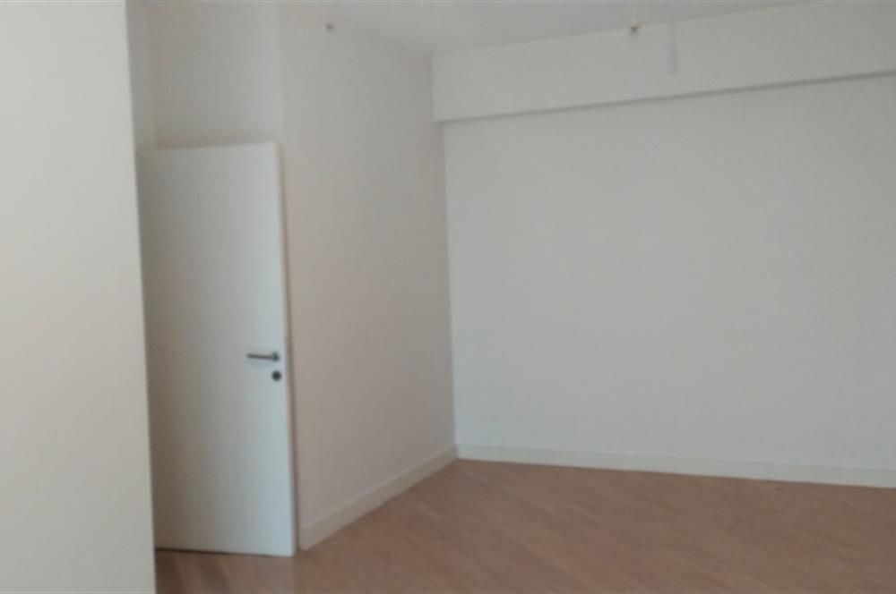 Mesa Kartall'da, Teraslı, Deniz Manzaralı, Yüksek katta Kiralık