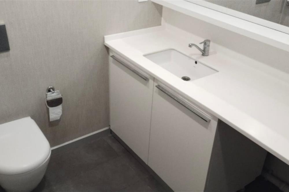 Mesa Kartall'da, Teraslı, Deniz Manzaralı, Yüksek katta Kiralık
