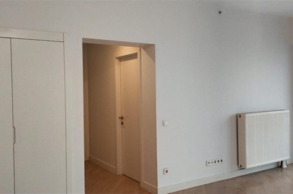 Mesa Kartall'da, Teraslı, Deniz Manzaralı, Yüksek katta Kiralık