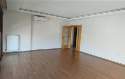 Kartal Marmaray'a, Sahile yürüme mesafeli Kiralık 4+1 Daire