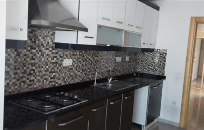 Kartal Marmaray'a, Sahile yürüme mesafeli Kiralık 4+1 Daire