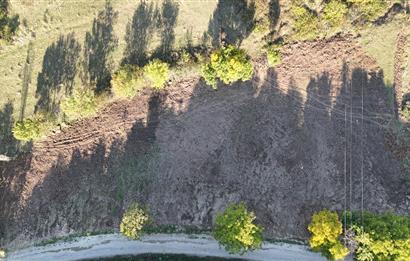 C21 Cius; Şükriye Köyünde Yola Cepheli 545 m² İmarlı Arsa