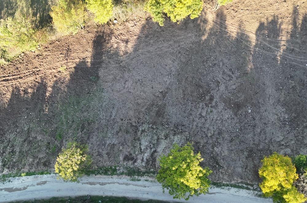 C21 Cius; Şükriye Köyünde Yola Cepheli 545 m² İmarlı Arsa