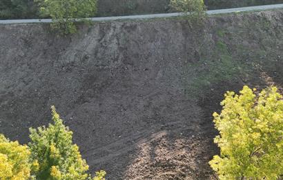 C21 Cius; Şükriye Köyünde Yola Cepheli 545 m² İmarlı Arsa