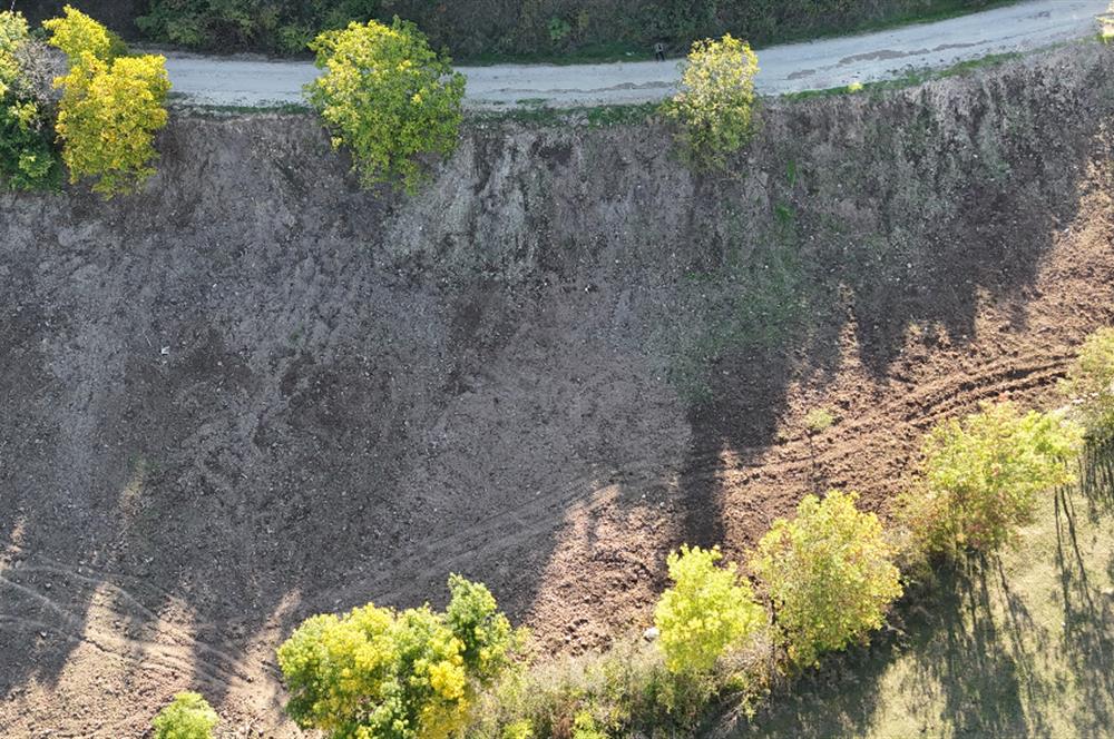 C21 Cius; Şükriye Köyünde Yola Cepheli 545 m² İmarlı Arsa