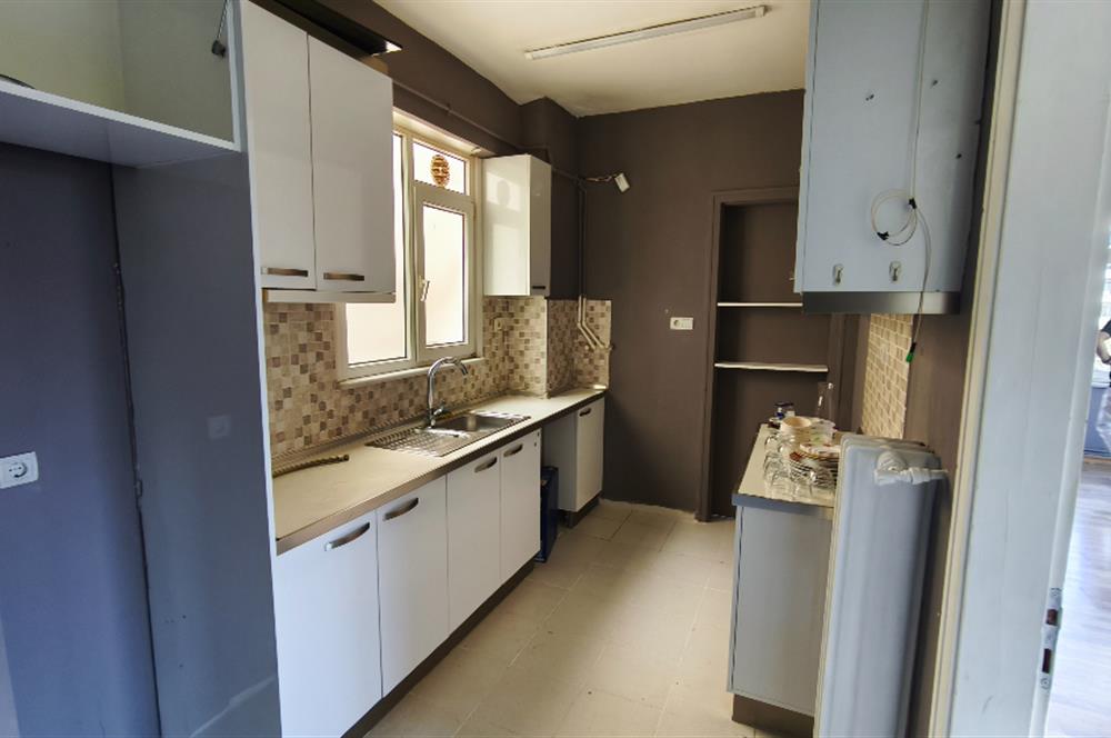 KURTULUŞ ERGENEKON CADDESİ ÜZERİNDE 3+1 KİRALIK DAİRE