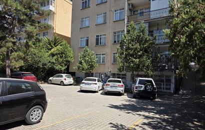 AYRANCI'NIN MERKEZİNDE HOŞDERE CADDESİNDE 2+1 KİRALIK DAİRE