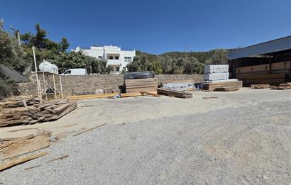 Bodrum-Yalıkavak yolu üzeri ticari kiralık arsa ve depo
