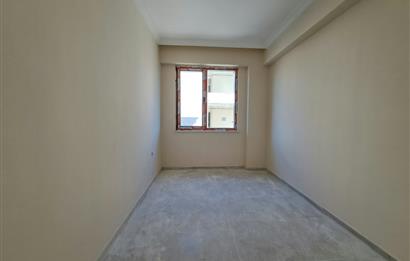 Pera Kocaali 1 Sitesi Havuzlu Denize Yakın Yeni Satılık 2+1 ler