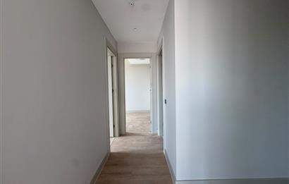 Alsancak Evora'da Deniz Manzaralı Sıfır 2+1 Kiralık Daire