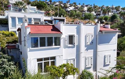 Bodrum Akyarlar Kos Manzaralı, Plajlı 3+1 Dubleks