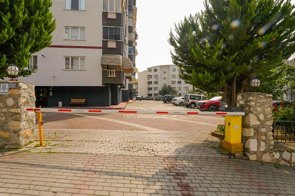 C21 Cius; Yıldırım Sitesinde Full Deniz Manzaralı 3+1 Kiralık Daire