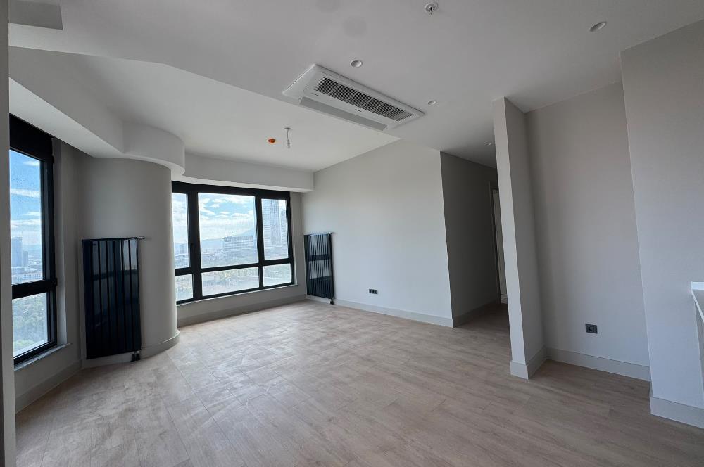 Alsancak Evora'da Deniz Manzaralı Sıfır 2+1 Kiralık Daire
