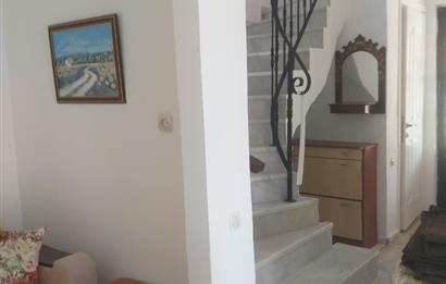 Kıyıkışlacık'da Gülüm Kıyı Sitesinde Denize Nazır Satılık Villa