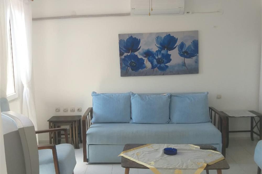 Kıyıkışlacık'da Gülüm Kıyı Sitesinde Denize Nazır Satılık Villa