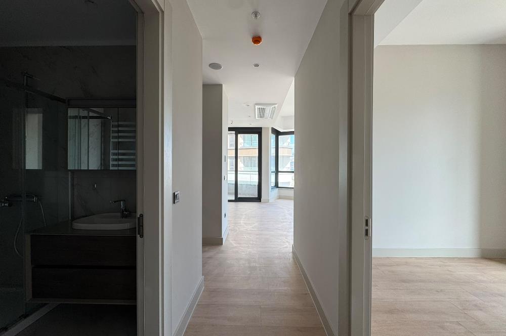 Alsancak Evora'da Deniz Manzaralı Sıfır 2+1 Kiralık Daire