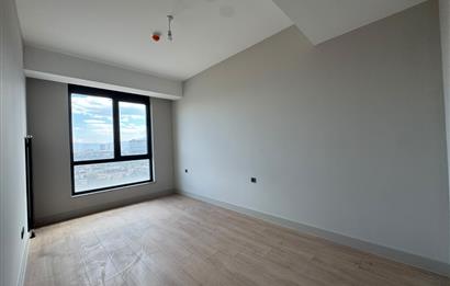 Alsancak Evora'da Deniz Manzaralı Sıfır 2+1 Kiralık Daire
