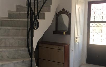 Kıyıkışlacık'da Gülüm Kıyı Sitesinde Denize Nazır Satılık Villa