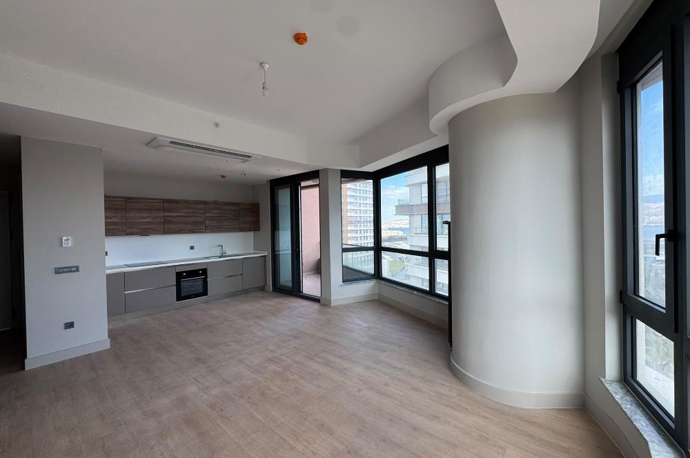 Alsancak Evora'da Deniz Manzaralı Sıfır 2+1 Kiralık Daire