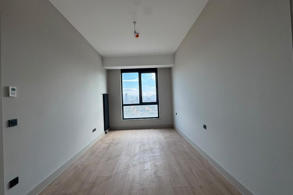 Alsancak Evora'da Deniz Manzaralı Sıfır 2+1 Kiralık Daire