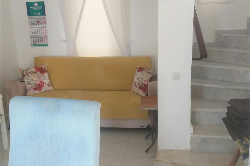 Kıyıkışlacık'da Gülüm Kıyı Sitesinde Denize Nazır Satılık Villa
