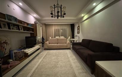 Karşıyaka Şemikler'de Merkezi Konumda Satılık 2+1 Daire