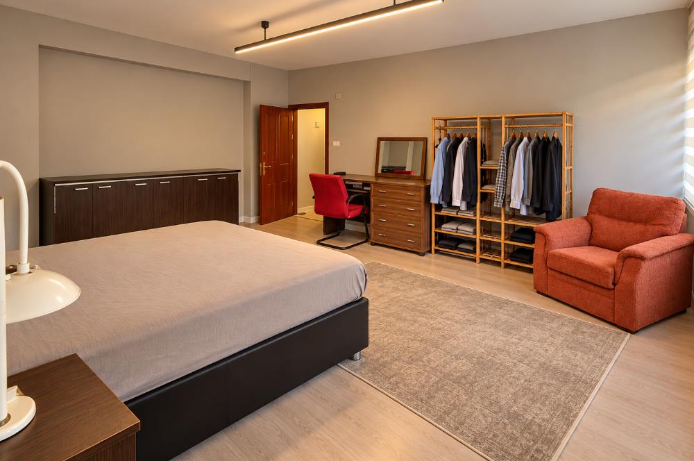 CENTURY 21'DEN SIRRIPAŞA'DA 85 M² KİRALIK 1. KAT 1+1 BÜRO / OFİS