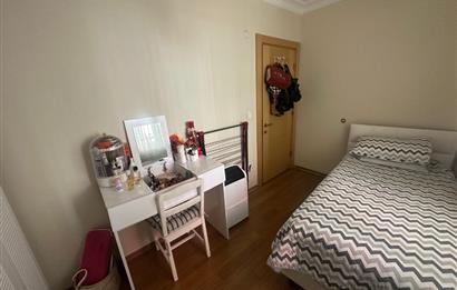 Altıntepe Mahallesi'nde 3+1 Geniş Satılık Daire