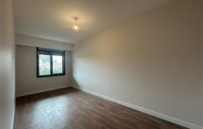 Zen Altunizade'de Kiralık 3+1 Bahçeli Lüks Donanımlı