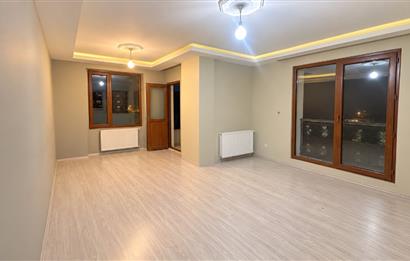 ÇEKMEKÖY EKŞİOGLU KPALI MUTFAK,EBEVEYN BANYOLU 2+1 KİRALIK DAİRE