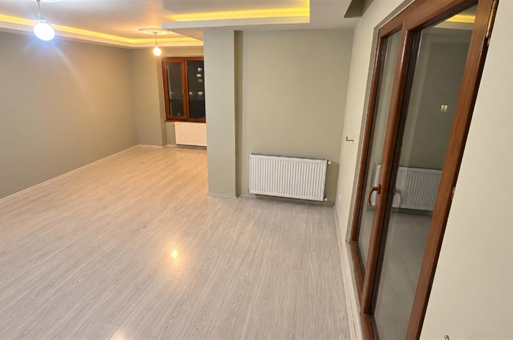 ÇEKMEKÖY EKŞİOGLU KPALI MUTFAK,EBEVEYN BANYOLU 2+1 KİRALIK DAİRE