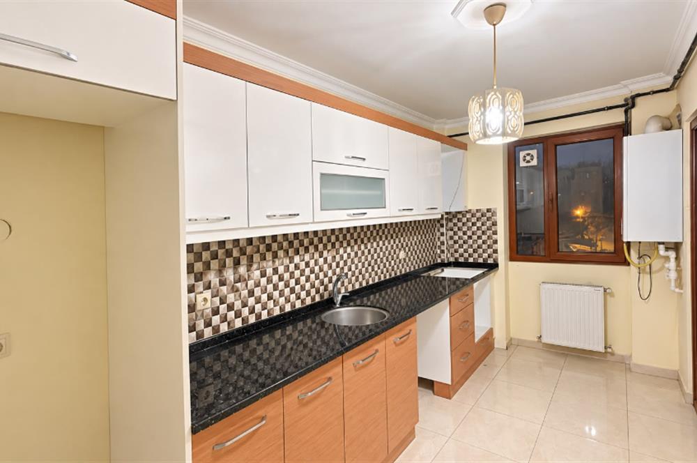 ÇEKMEKÖY EKŞİOGLU KPALI MUTFAK,EBEVEYN BANYOLU 2+1 KİRALIK DAİRE
