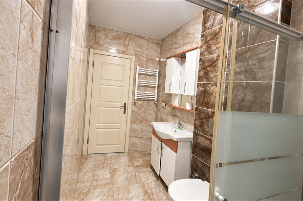 ÇEKMEKÖY EKŞİOGLU KPALI MUTFAK,EBEVEYN BANYOLU 2+1 KİRALIK DAİRE