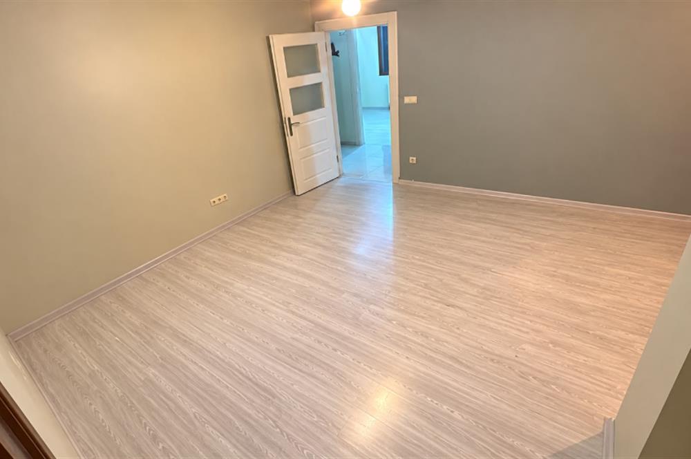 ÇEKMEKÖY EKŞİOGLU KPALI MUTFAK,EBEVEYN BANYOLU 2+1 KİRALIK DAİRE