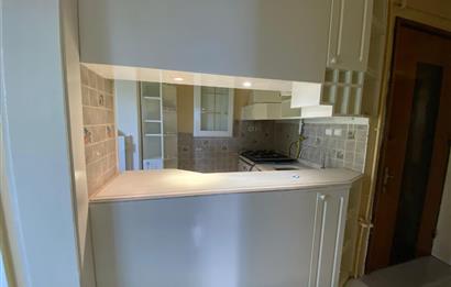 BÜYÜKADA MERKEZDE VAPUR İSKELESİ&ÇARŞIYA 5DK 3+1 KİRALIK