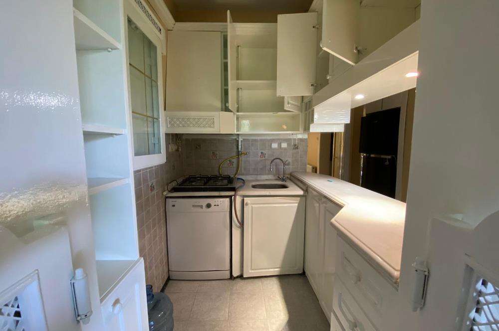 BÜYÜKADA MERKEZDE VAPUR İSKELESİ&ÇARŞIYA 5DK 3+1 KİRALIK